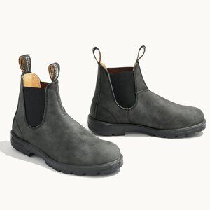 Blundstone Dark Leather Chelsea Boots